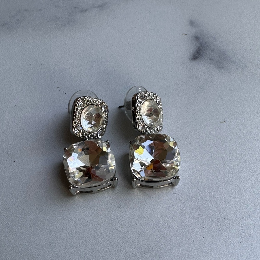 Drop earrings - Picture 3 of 3